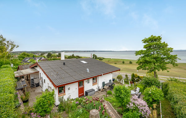 Semesterhus - Egsmark Strand , Danmark - D14179 1