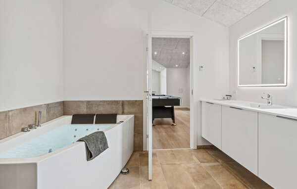 Holiday Home - Øster Hurup , Denmark - D62004 702