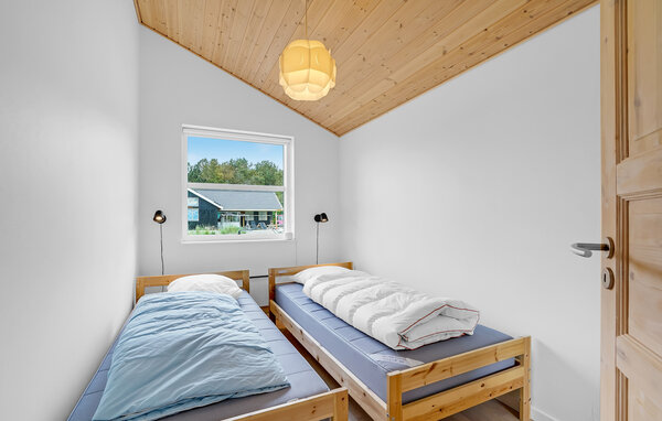 Semesterhus - Helberskov Strand , Danmark - D62014 604