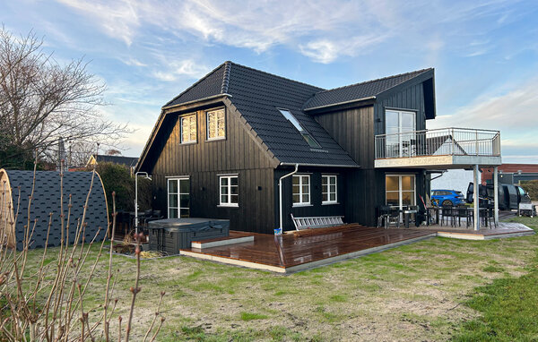 Holiday Home - Øster Hurup Strand , Denmark - D62202 1