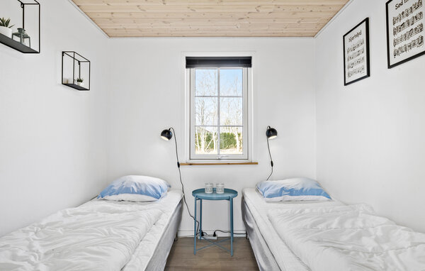 Holiday Home - Øster Hurup , Denmark - D62511 601