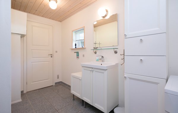 Semesterhus - Helberskov Strand , Danmark - D6517 701