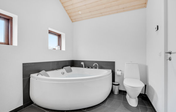 Holiday Home - Grenå , Denmark - D70017 702