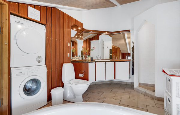 Semesterhus - Grenå , Danmark - D71103 701