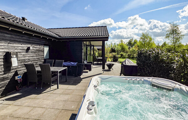 Semesterhus - Fjellerup , Danmark - D74086 102