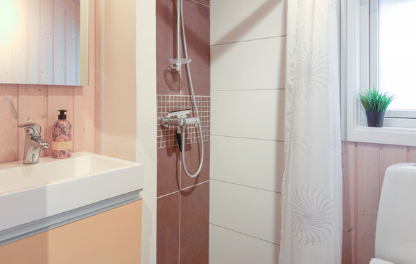 Feriehus - Fjellerup Strand , Danmark - D74215 703