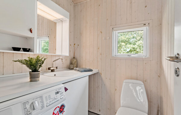 Semesterhus - Pøt Strandby , Danmark - D88047 701