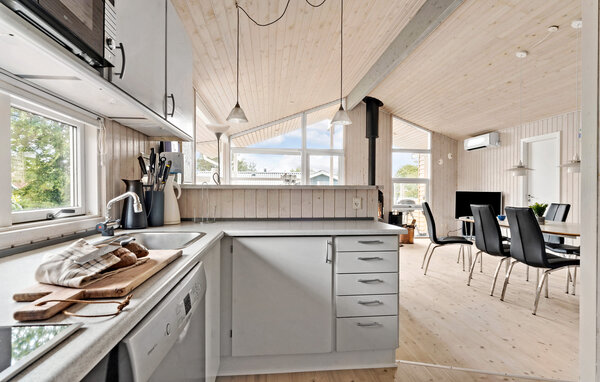 Semesterhus - Pøt Strandby , Danmark - D88047 401