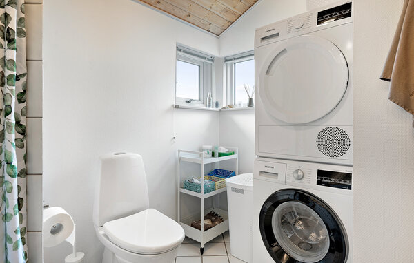 Feriehus - Pøt Strandby , Danmark - D88049 701