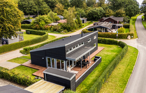 Semesterhus - Pøt Strand , Danmark - D88135 81