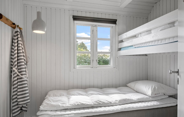 Holiday Home - Høll , Denmark - D89115 601