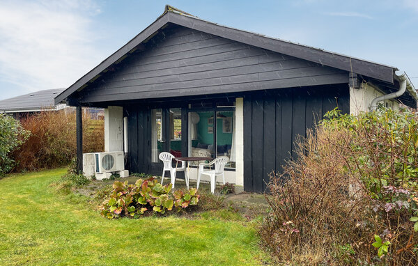 Feriehus - Høll/Hvidbjerg Strand , Danmark - D89136 2