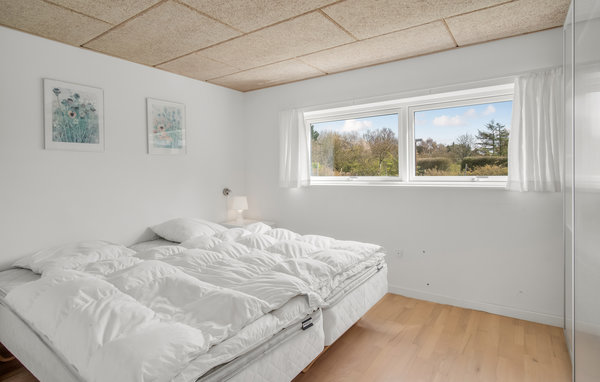 Holiday Home - Maarup , Denmark - D90100 602