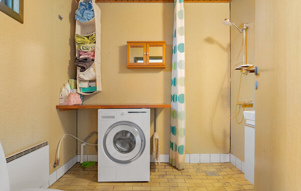 Semesterhus - Maarup , Danmark - D90122 702