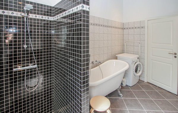 Holiday Home - Maarup , Denmark - D90209 702