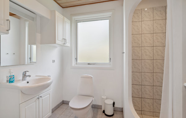 Holiday Home - Maarup , Denmark - D90226 702