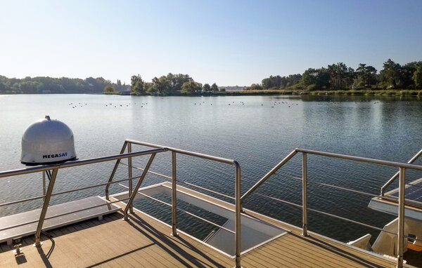 Hausboot - Havelsee, Brandenburg , Deutschland - DBB039 2