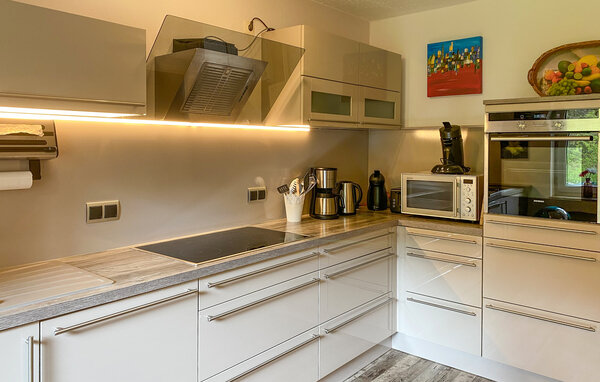 Apartment - Zweifelscheid , Germany - DEI133 402