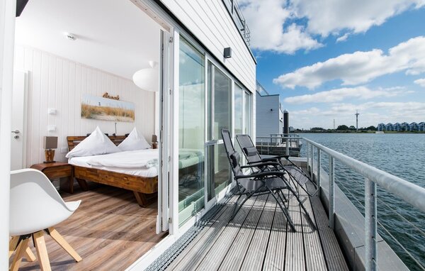 Houseboat - Marina Rainbow, OstseeResort Olpenitz , Germany - DFH062 101