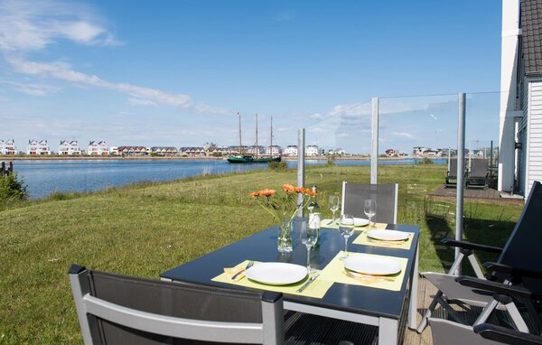 Holiday Home - Sunshine, OstseeResort Olpenitz , Germany - DFH139 3