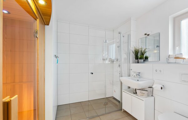 Holiday Home - Hakuna Matata, OstseeResort Olpenitz , Germany - DFH266 701