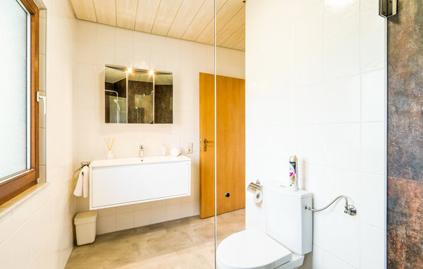 Holiday Home - Kirchheim , Germany - DHE217 703