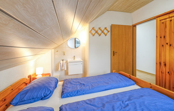 Holiday Home - Kirchheim , Germany - DHE217 604