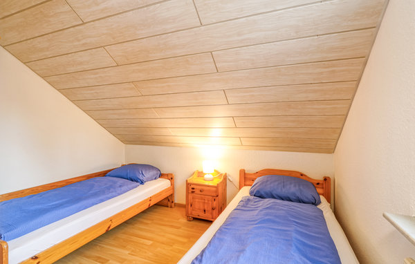 Holiday Home - Kirchheim , Germany - DHE217 605