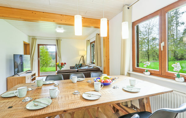 Holiday Home - Kirchheim , Germany - DHE217 303