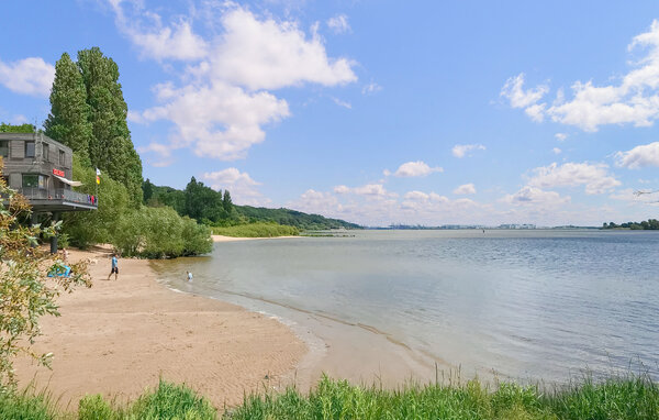 Holiday Home - Hamburg Blankenese , Germany - DHH102 903