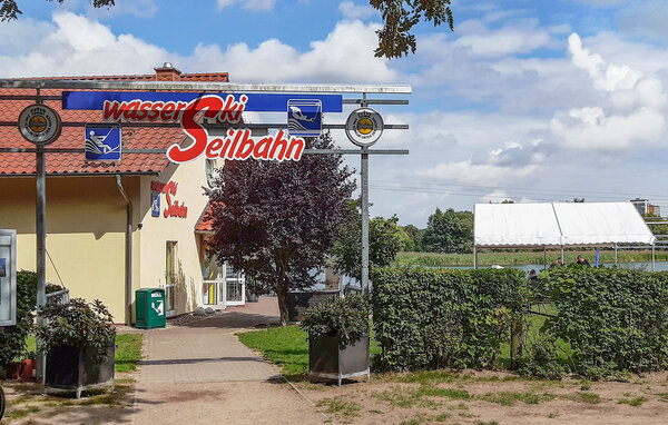 Ferienhaus - Neubrandenburg , Deutschland - DME368 901