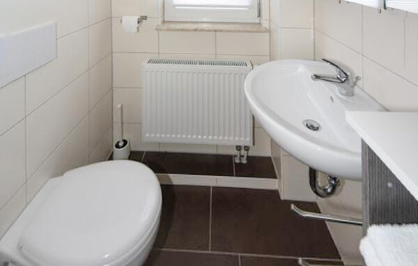 Domy wakacyjne - Röbel / Müritz , Niemcy - DME713 703