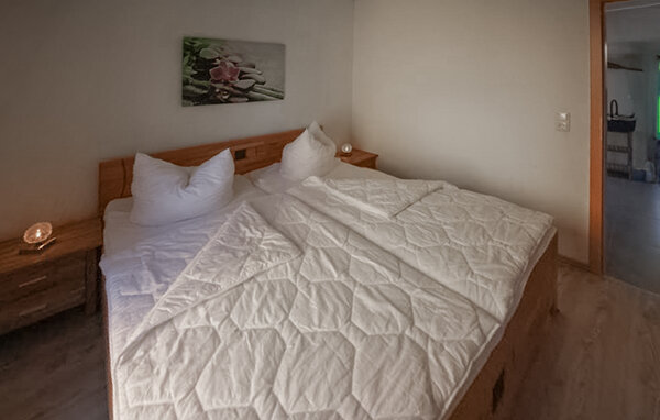 Domy wakacyjne - Röbel / Müritz , Niemcy - DME713 601