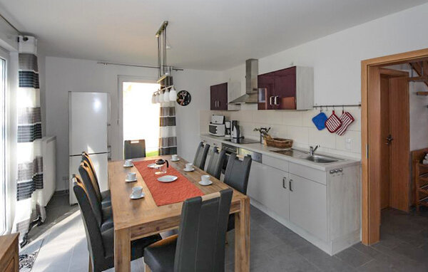 Domy wakacyjne - Röbel / Müritz , Niemcy - DME713 4