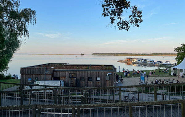 Hausboot - Röbel / Müritz , Deutschland - DME748 901