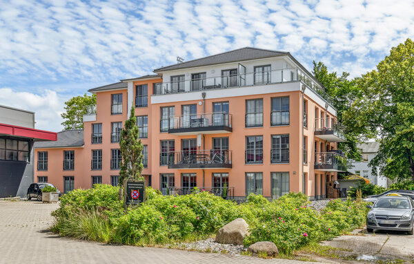 Gönnen Sie sich eine wohltuende Auszeit in dieser luxuriösen Ferienwohnung mit Sauna in Wassernähe.

Kommen Sie mit Ihrer Familie oder als Paar in Lauterbach an und beziehen diese wunderschöne Fer..