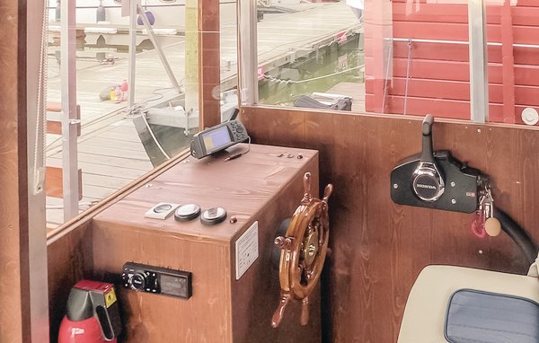 Hausboot - Neustrelitz , Deutschland - DMV006 303