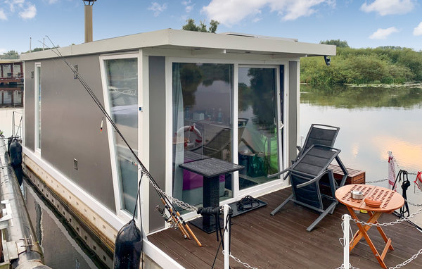 Houseboat - Loitz , Germany - DMV010 1