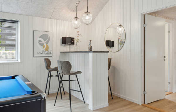 Maison Aqua 221
