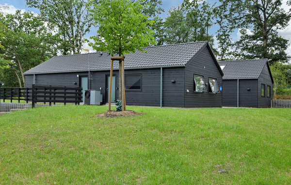 Holiday Home - Krakow am See , Germany - DMV094 82