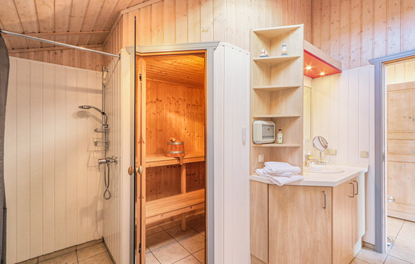Semesterhus - Rechlin/Müritz , Tyskland - DMV767 703