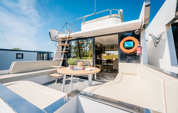 Hausboot - Martinshafen , Deutschland - DMV927 6