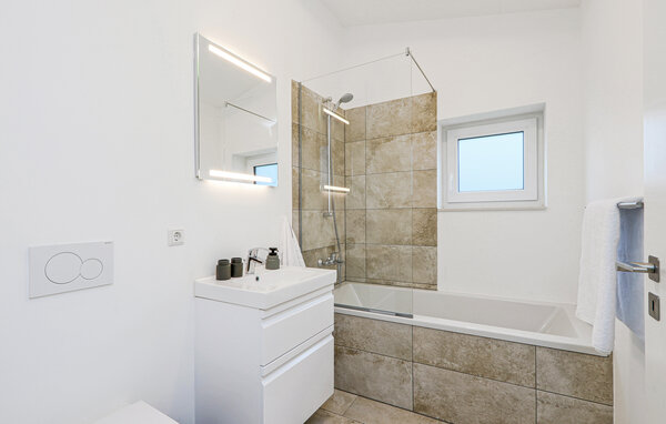 Ferienhaus - L Poolhaus mit Seeblick , Deutschland - DNI113 703