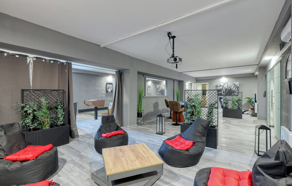 Ferienwohnung - in Luxusvilla - Bahrdorf , Deutschland - DNS293 801