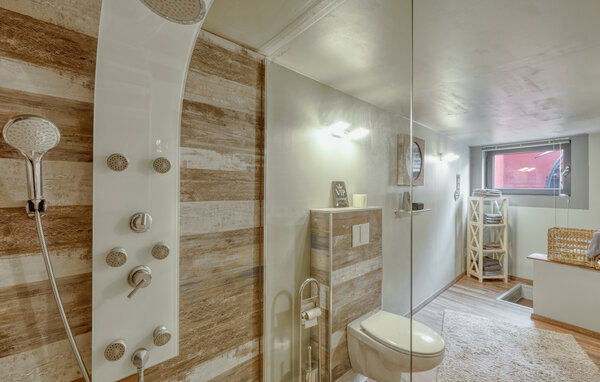 Ferienwohnung - in Luxusvilla - Bahrdorf , Deutschland - DNS293 703