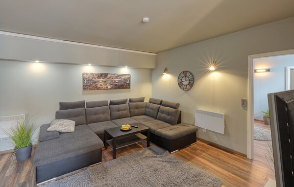 Ferienwohnung - in Luxusvilla - Bahrdorf , Deutschland - DNS293 301