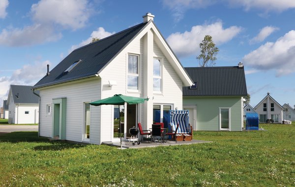 Dit moderne vakantiehuis ligt direct in het vakantiepark OstseeResort Olpenitz. Het is slechts een korte wandeling van het prachtige strand van de Oostzee, en de jacht- en zeilhaven van Olpenitz met z..