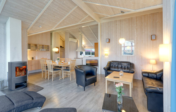 Vacation home Friedrichskoog-Strandpark 6