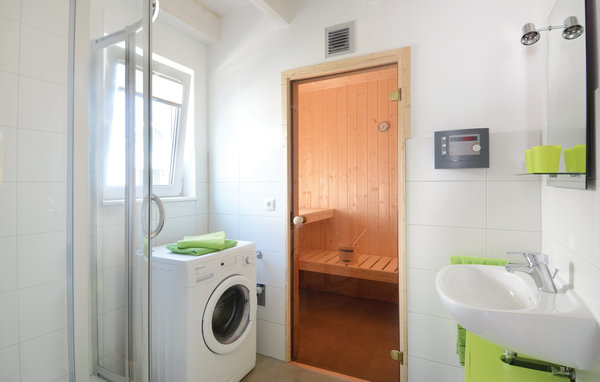 Ferienhaus Seerose 8