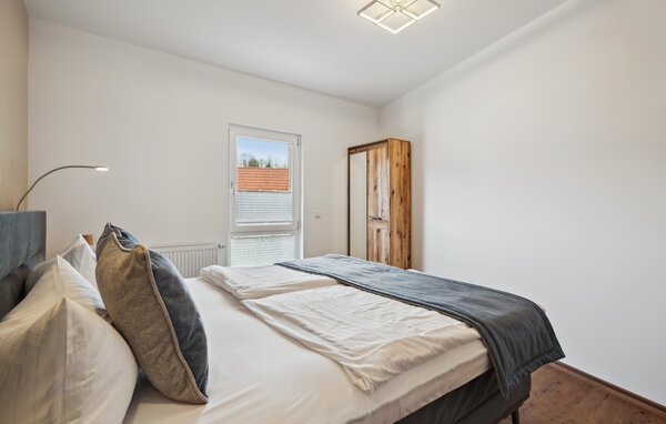 Apartment - Naumburg OT Roßbach , Germany - DTH290 603
